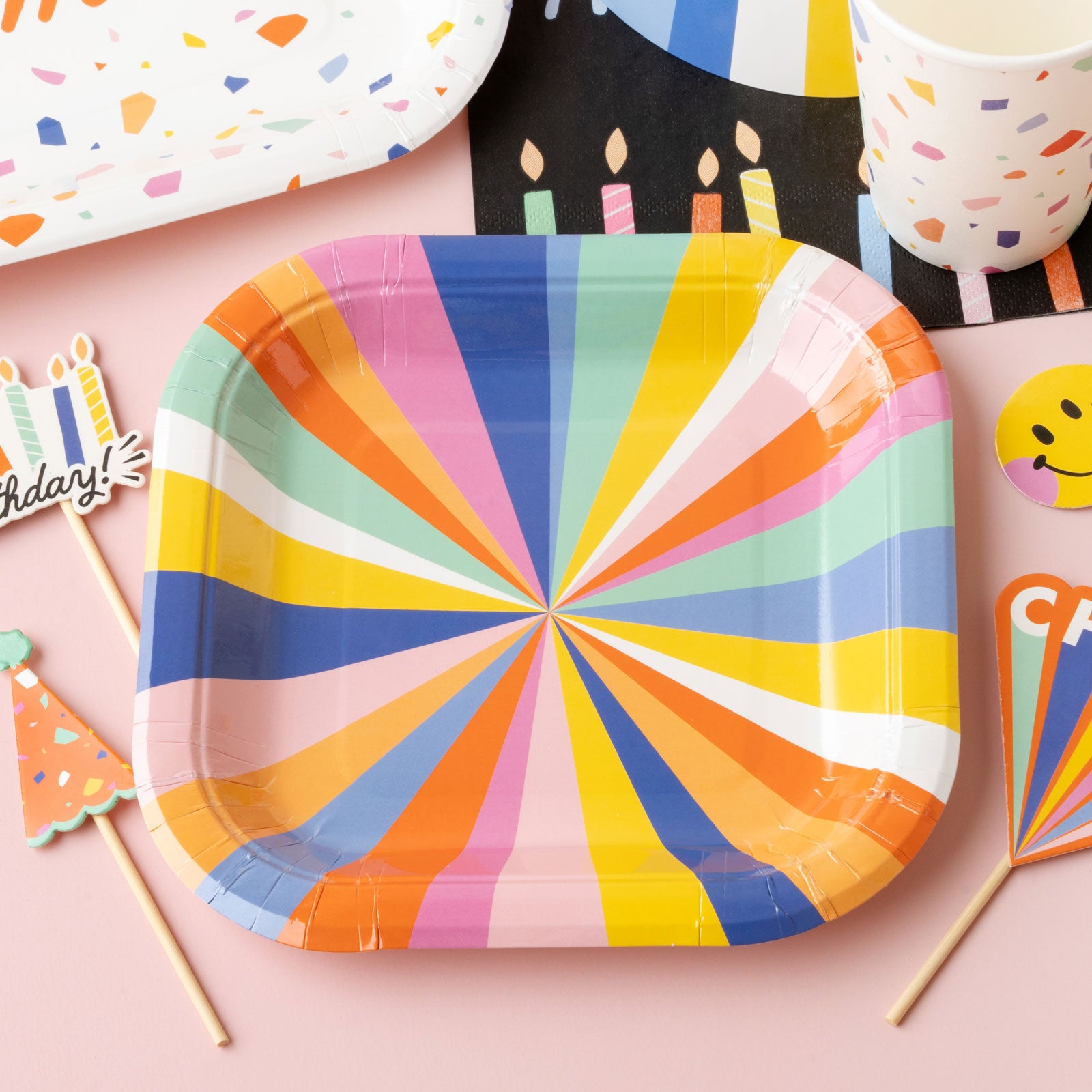 Rainbow paper plate