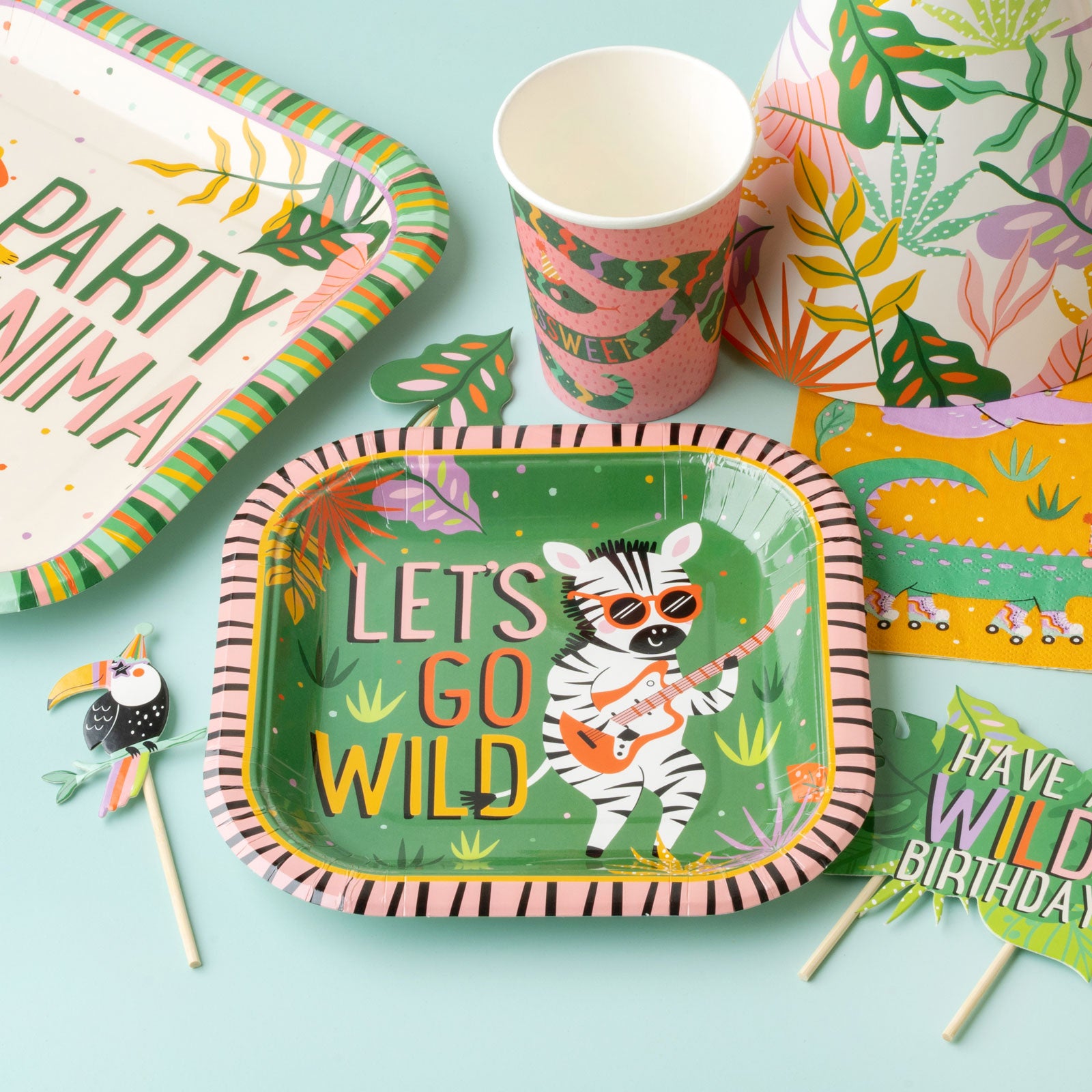 Let's Go Wild animal paper plate