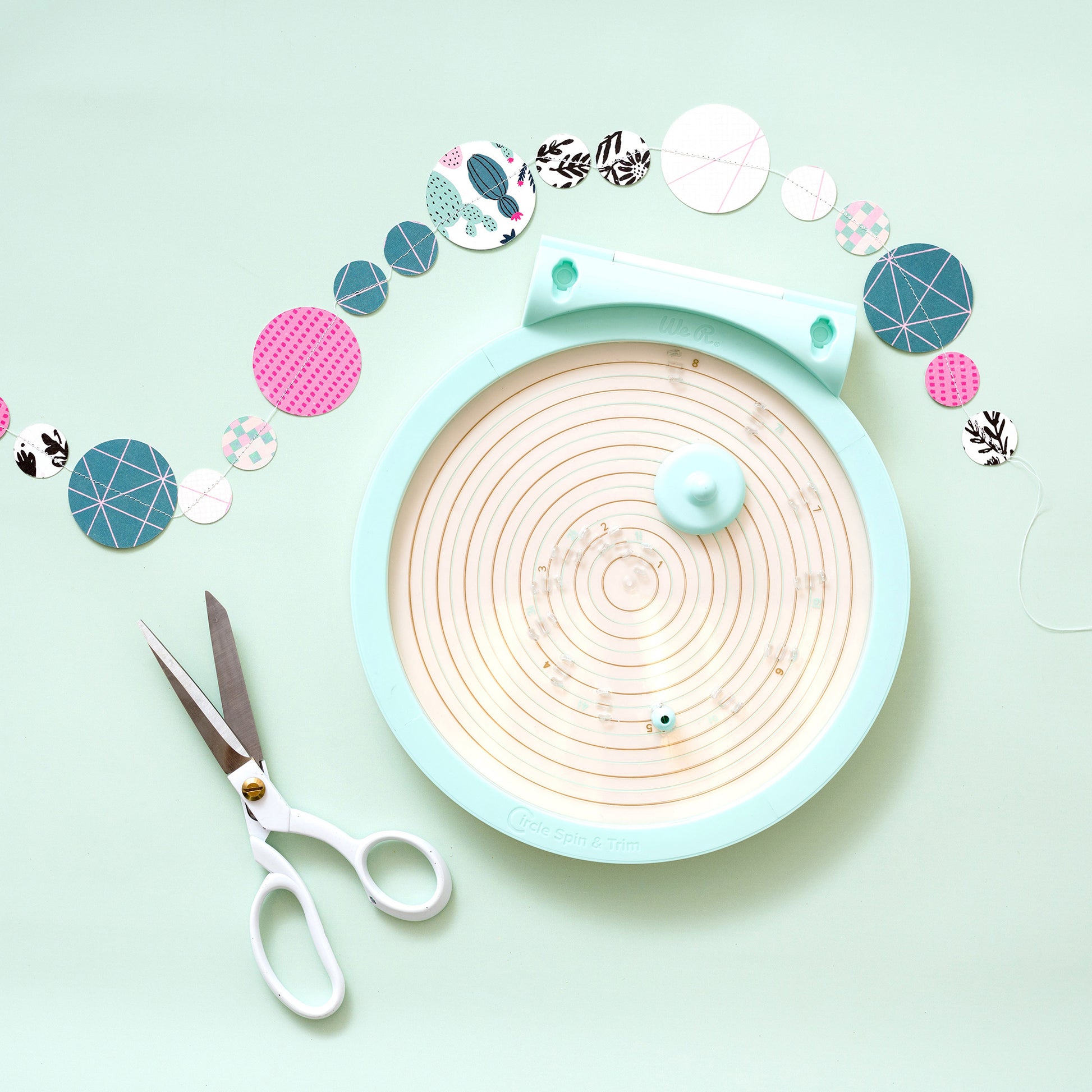 We R Makers Circle Spin & Trim Tool