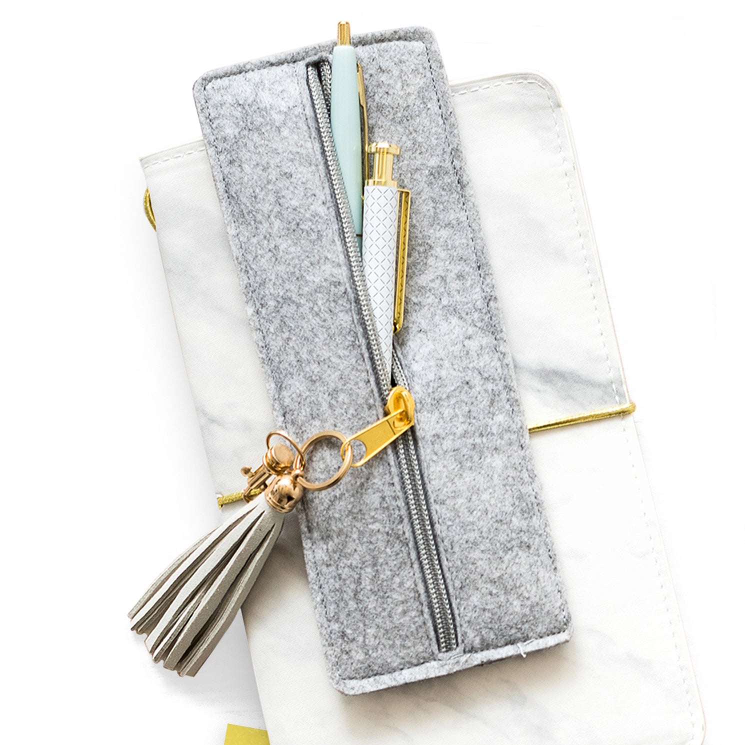 We R Makers Journal Studios Felt Zip Pocket