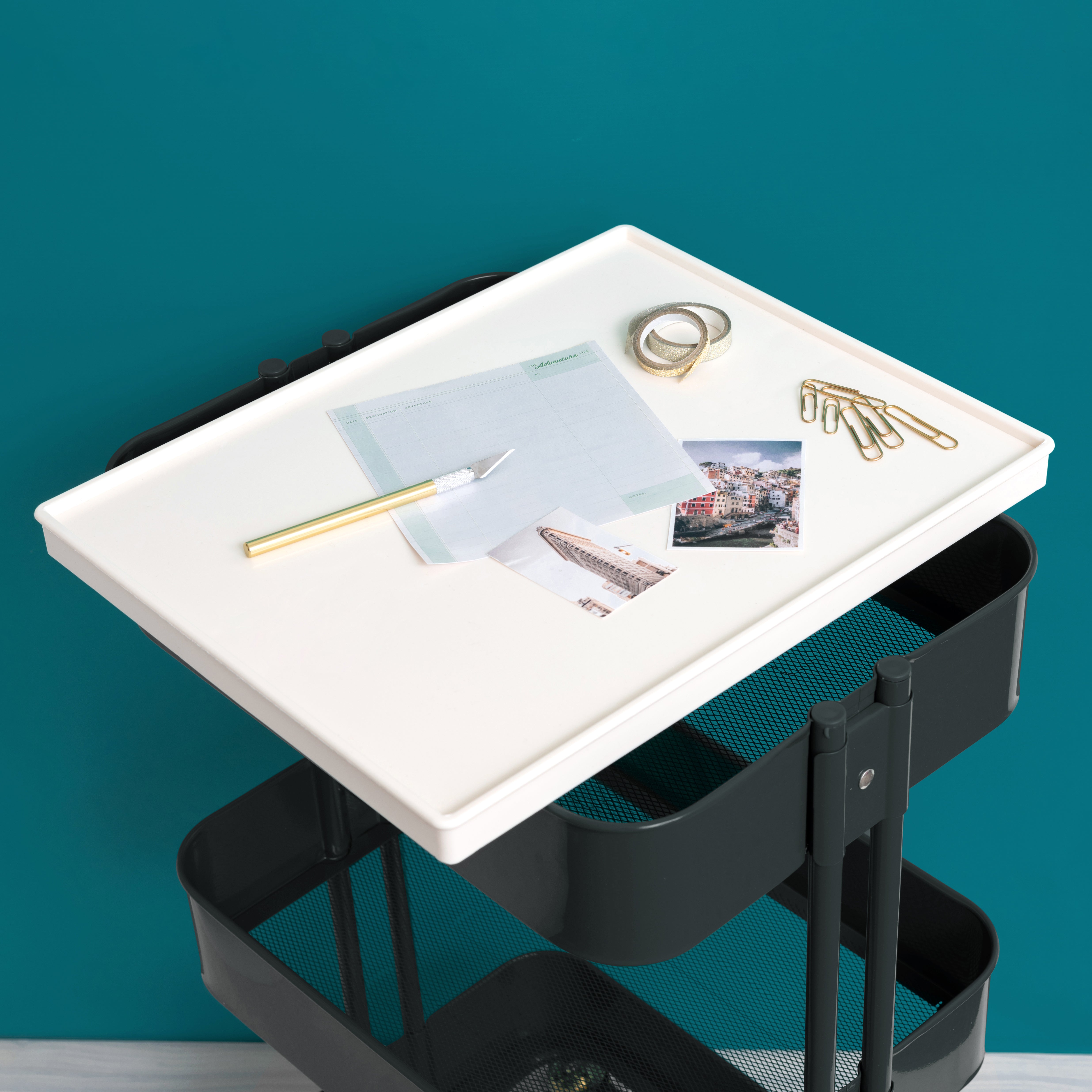 We R A La Cart Workspace Top