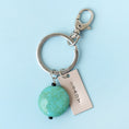 Load image into Gallery viewer, We R Makers Jewelry Press 6 Piece Aluminum Keychains
