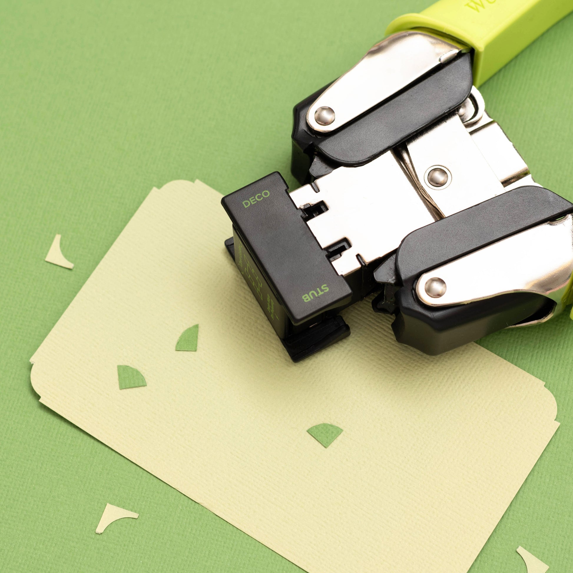 Crop-A-Dile Retro Corner Chomper Tools