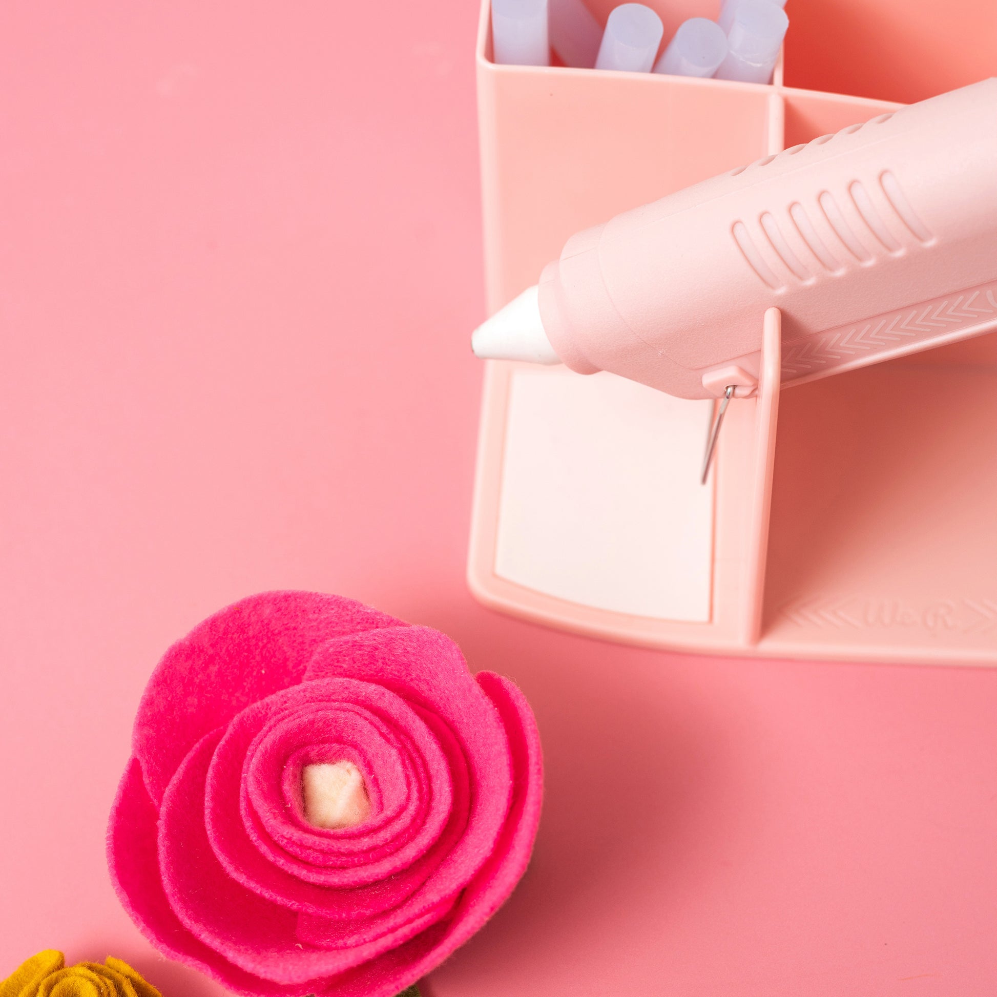 We R Makers Glue Gun Kit