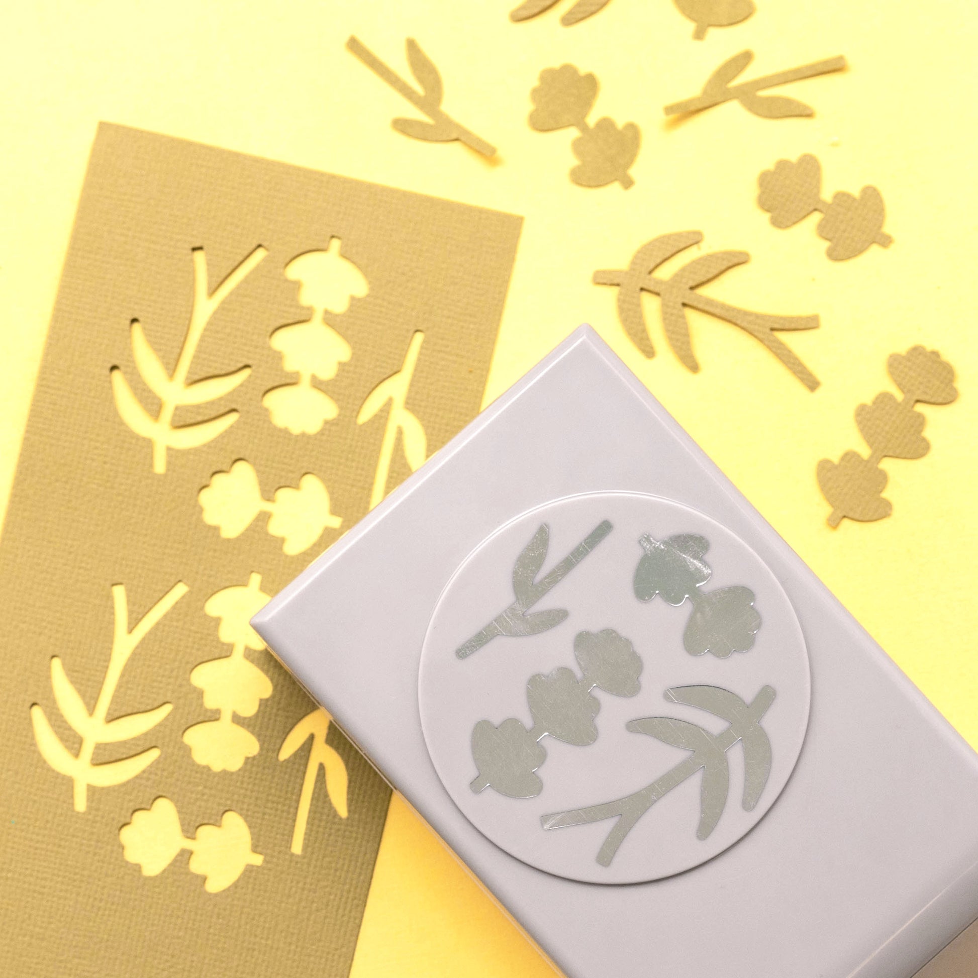 EK Tools Large Punch-Lavender