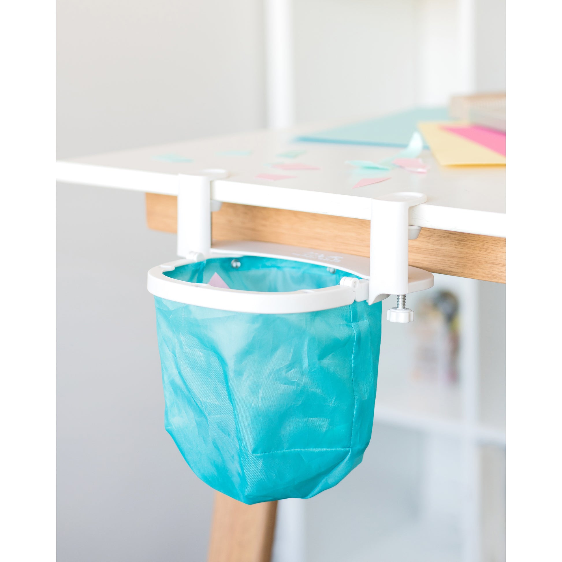 We R Makers Desktop Dustbin