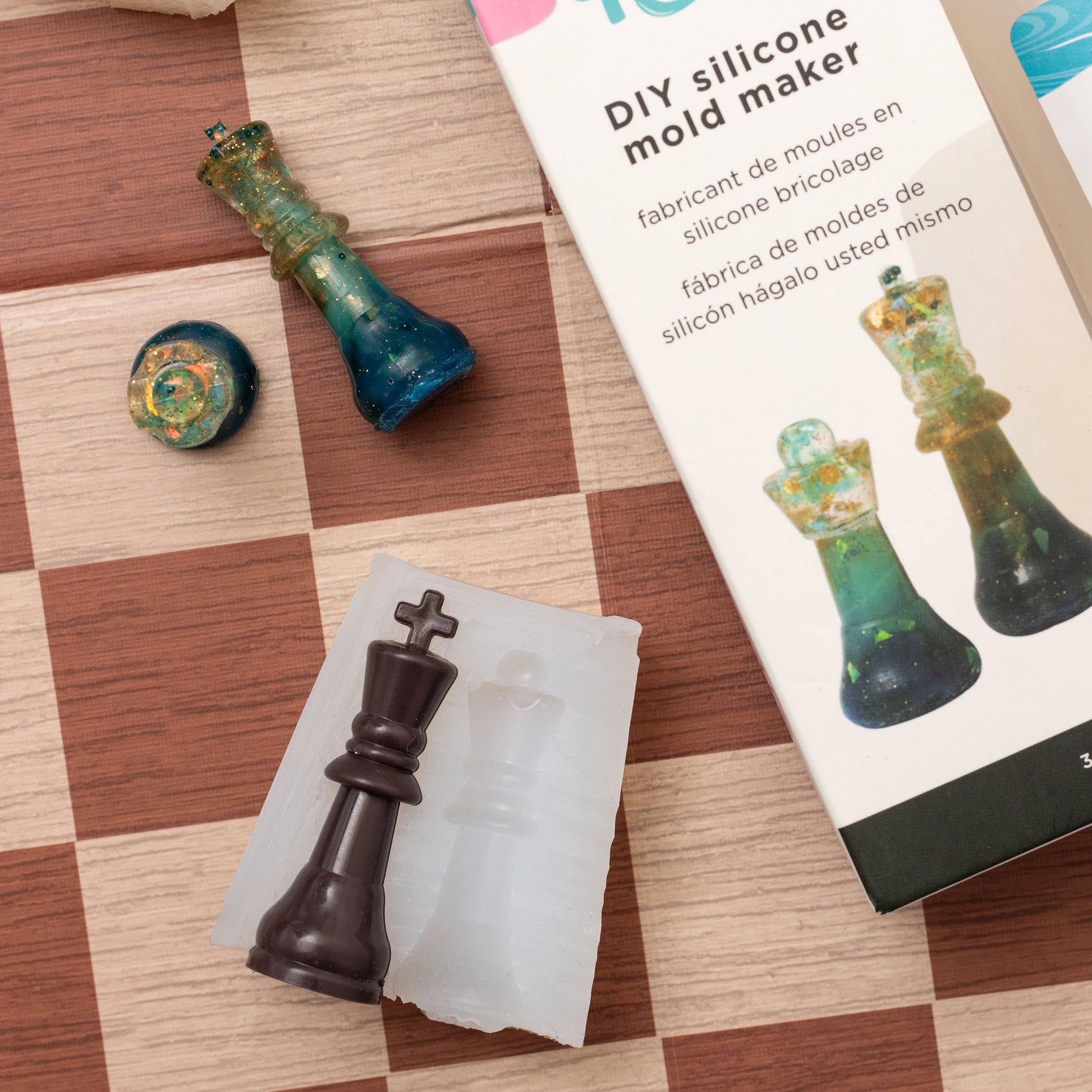 AC Color Pour Resin Silicone Mold Maker