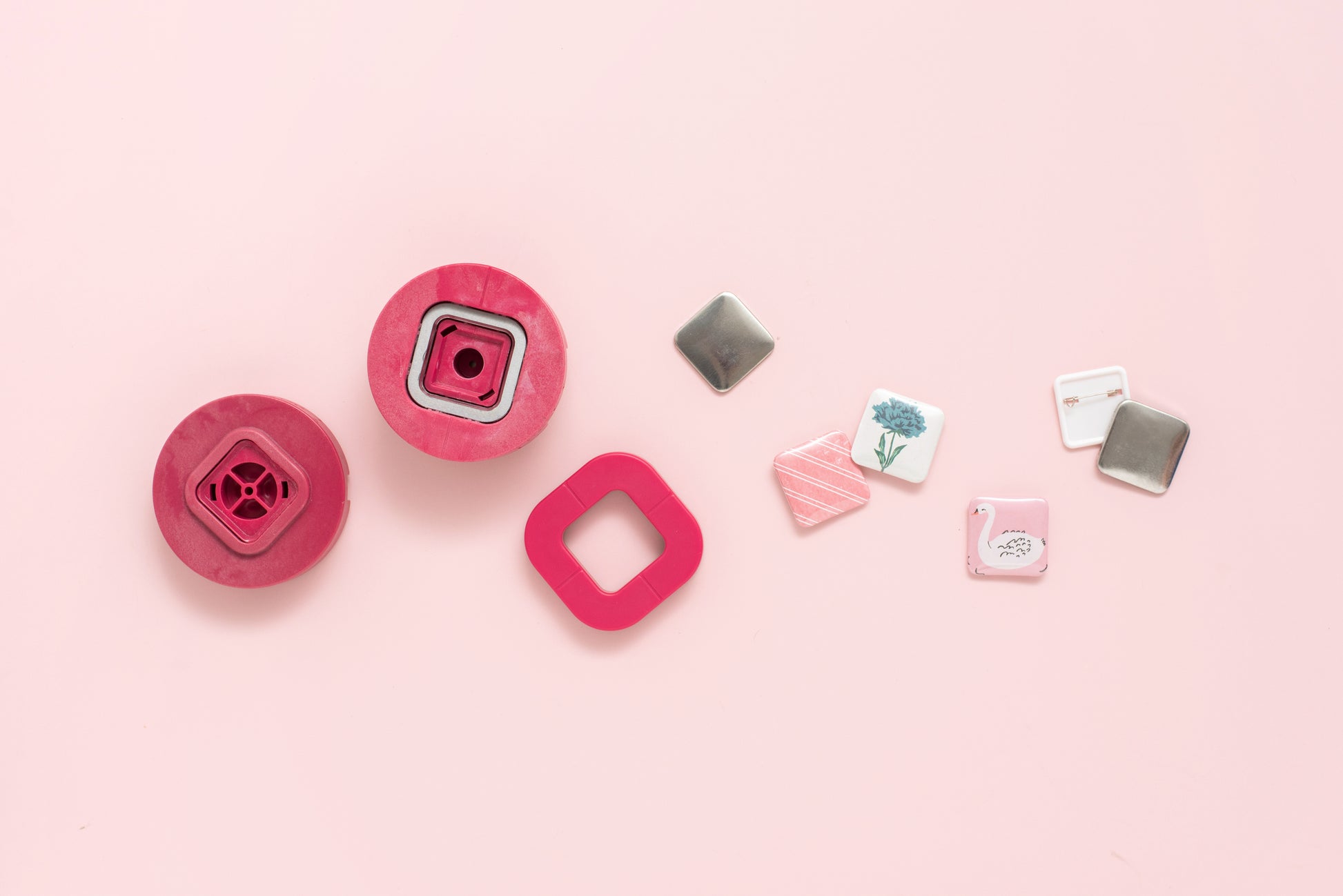 We R Makers Square Button Press Insert with an assortment of finished square buttons