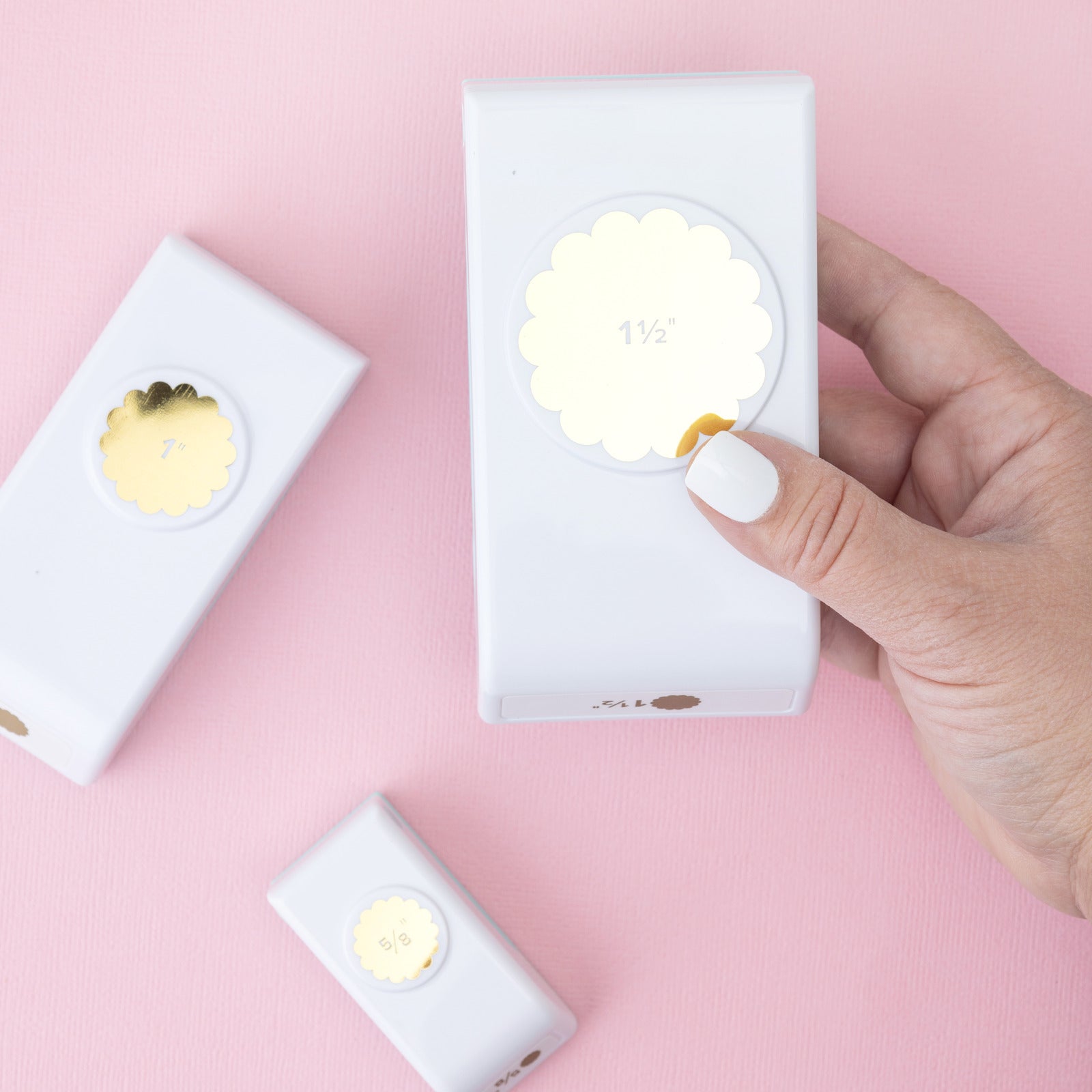 We R Makers Layering Scallop Circle Punch Set