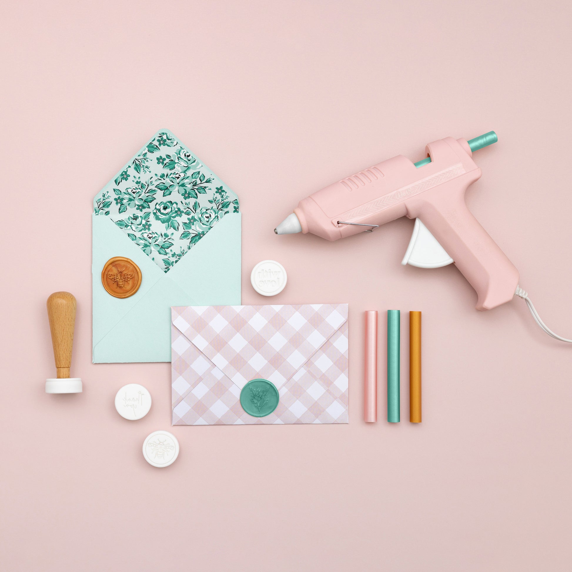 We R Makers Envelope Seal Kit-With Love