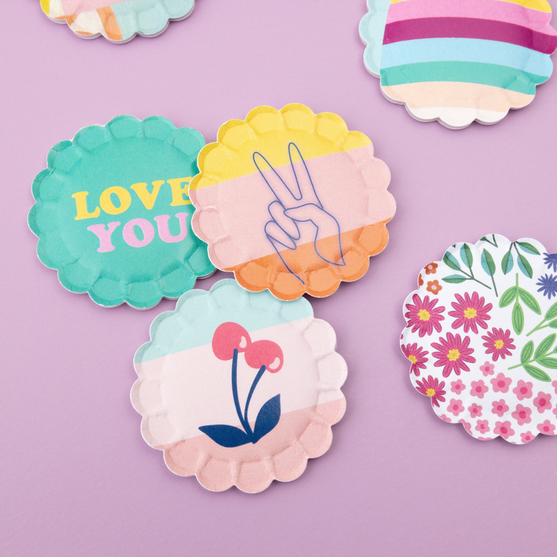 We R Scallop Circle Button Press Insert and Sticker/Shaker Refills