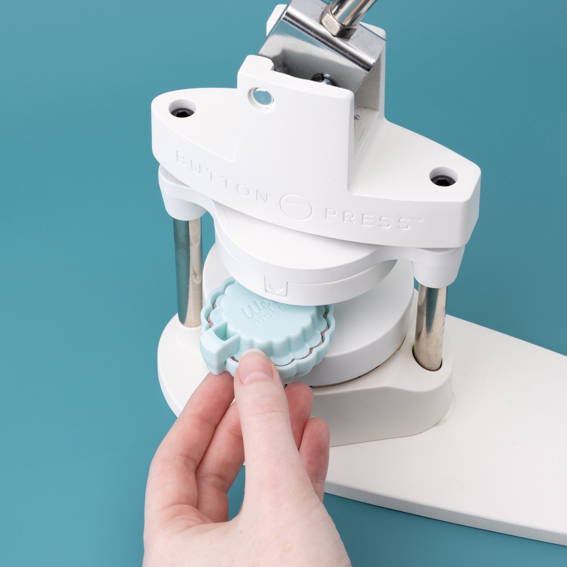We R Scallop Circle Button Press Insert and Sticker/Shaker Refills
