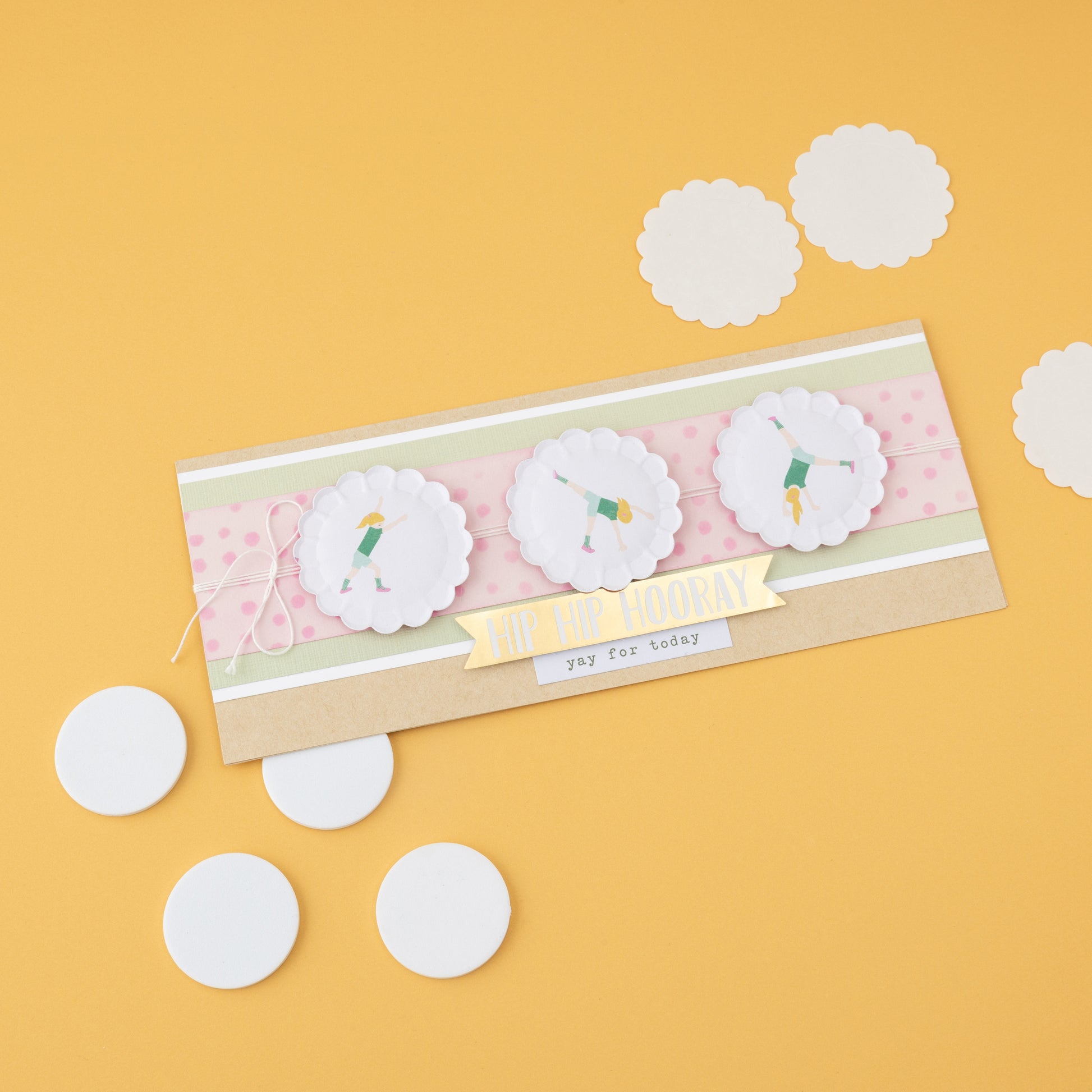 We R Scallop Circle Button Press Insert and Sticker/Shaker Refills