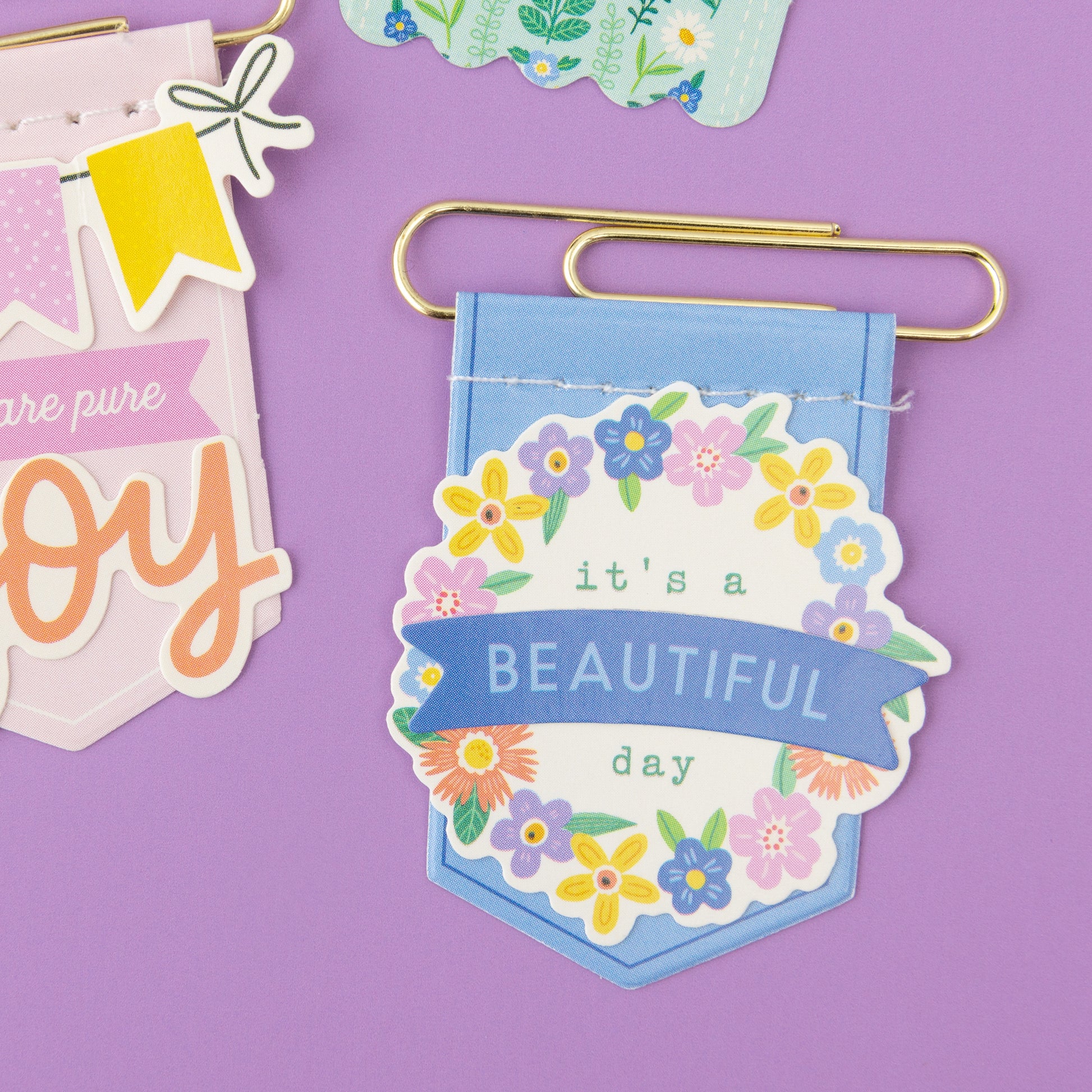 American Crafts Poppy And Pear Gold Foil Paperclip Flags