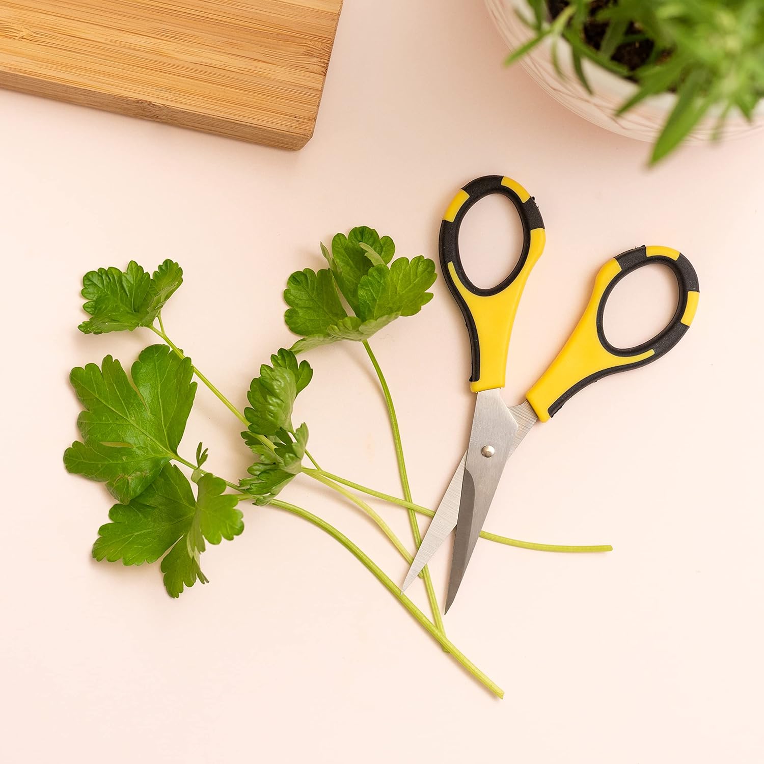 EK Tools Cutter Bee Small Precision Scissors