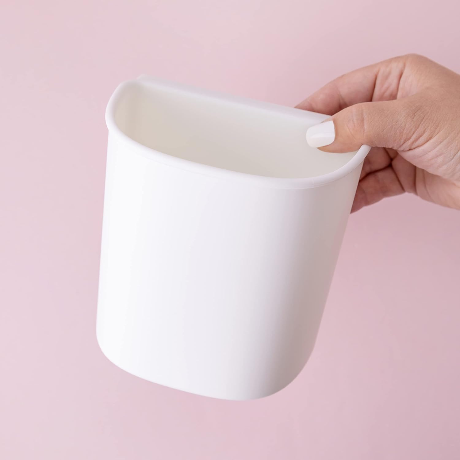 Picture of a tool holder included in the We R Makers A La Cart Accessory Kit.