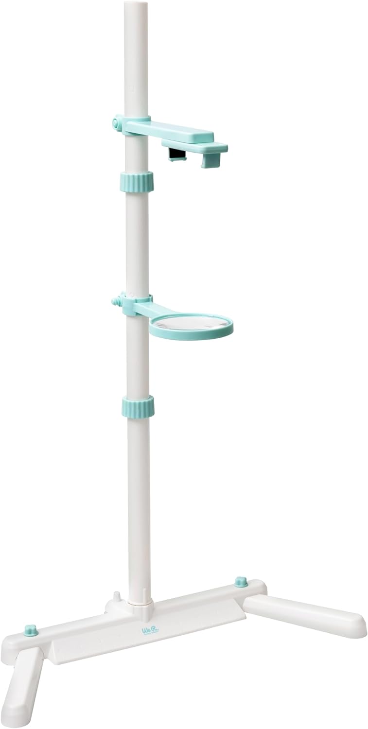 Front view of the We R Makers Craft Projecter Tool.