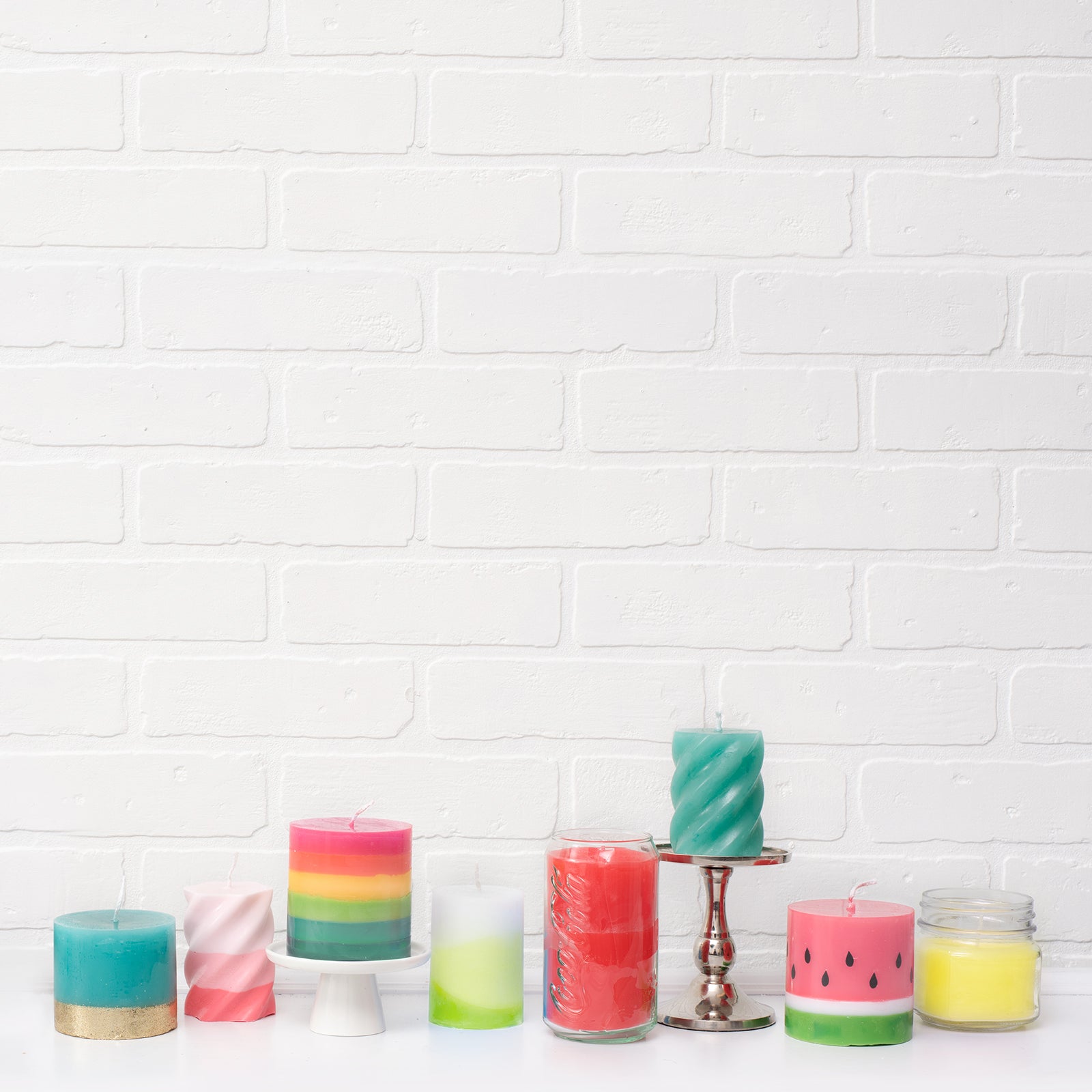 Picture of candles made by the We R Makers Wick Candle Making Kit.