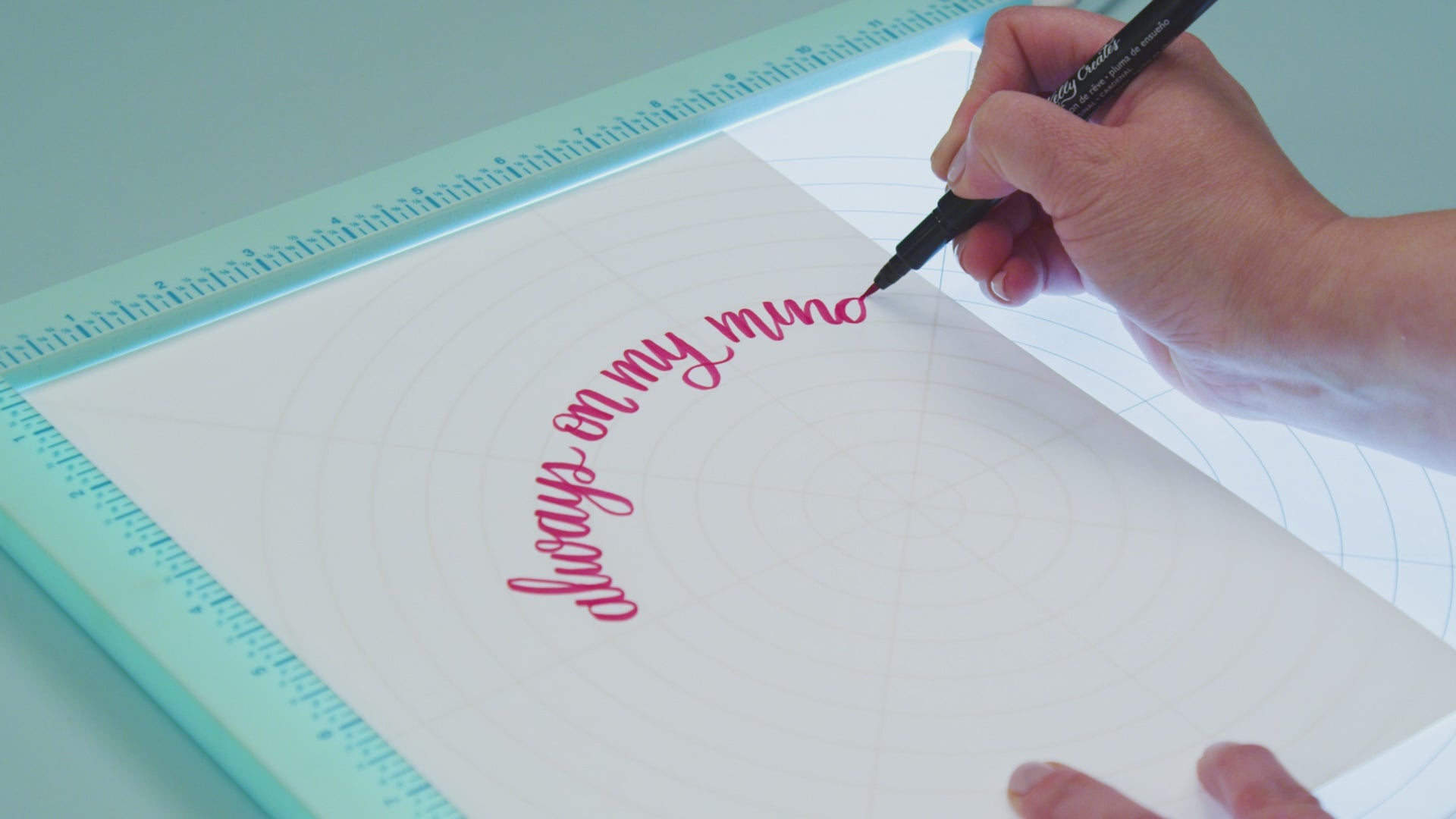 We R Makers Edge Align Light Pad video