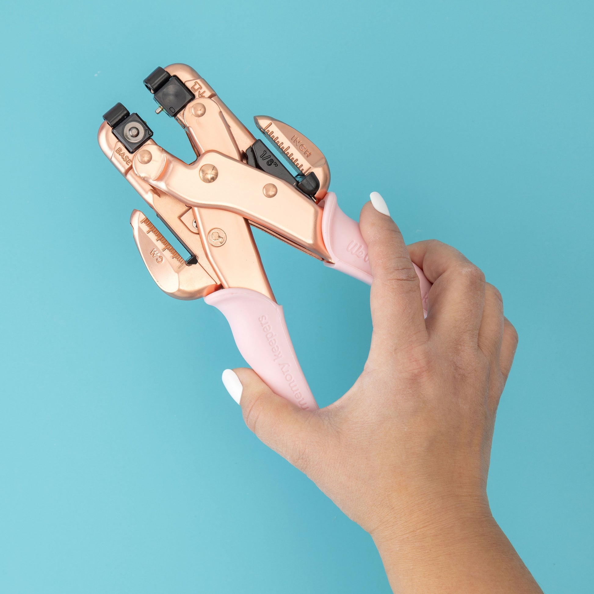 We R Memory Crop-A-Dile Hole Punch & Eyelet Setter Rose Gold